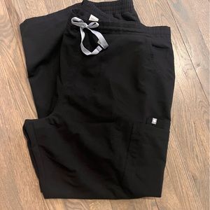 Figs Black scrub pants size XL